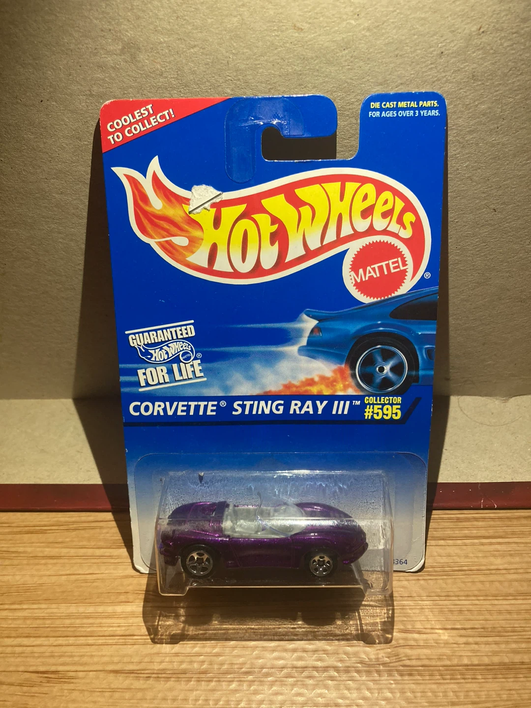 Hot Wheels / Corvette Sting Ray III / Purple