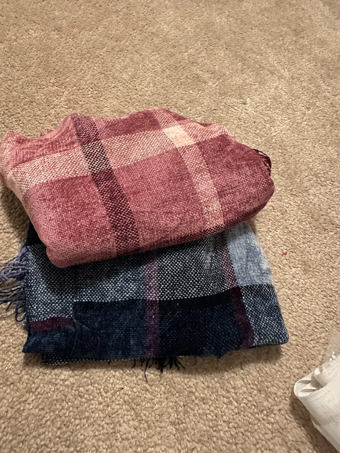 Set of 2 Plaid Scarves