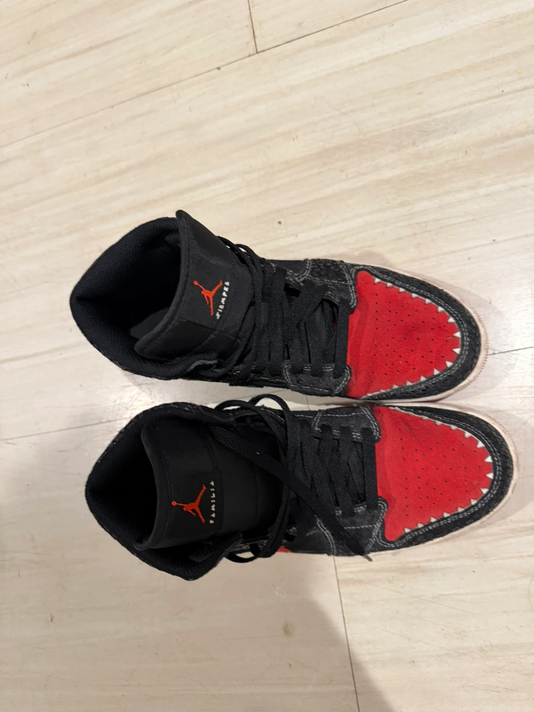 Air Jordan 1 Mid SE "Siempre Volar" Men's Shoes Size 9