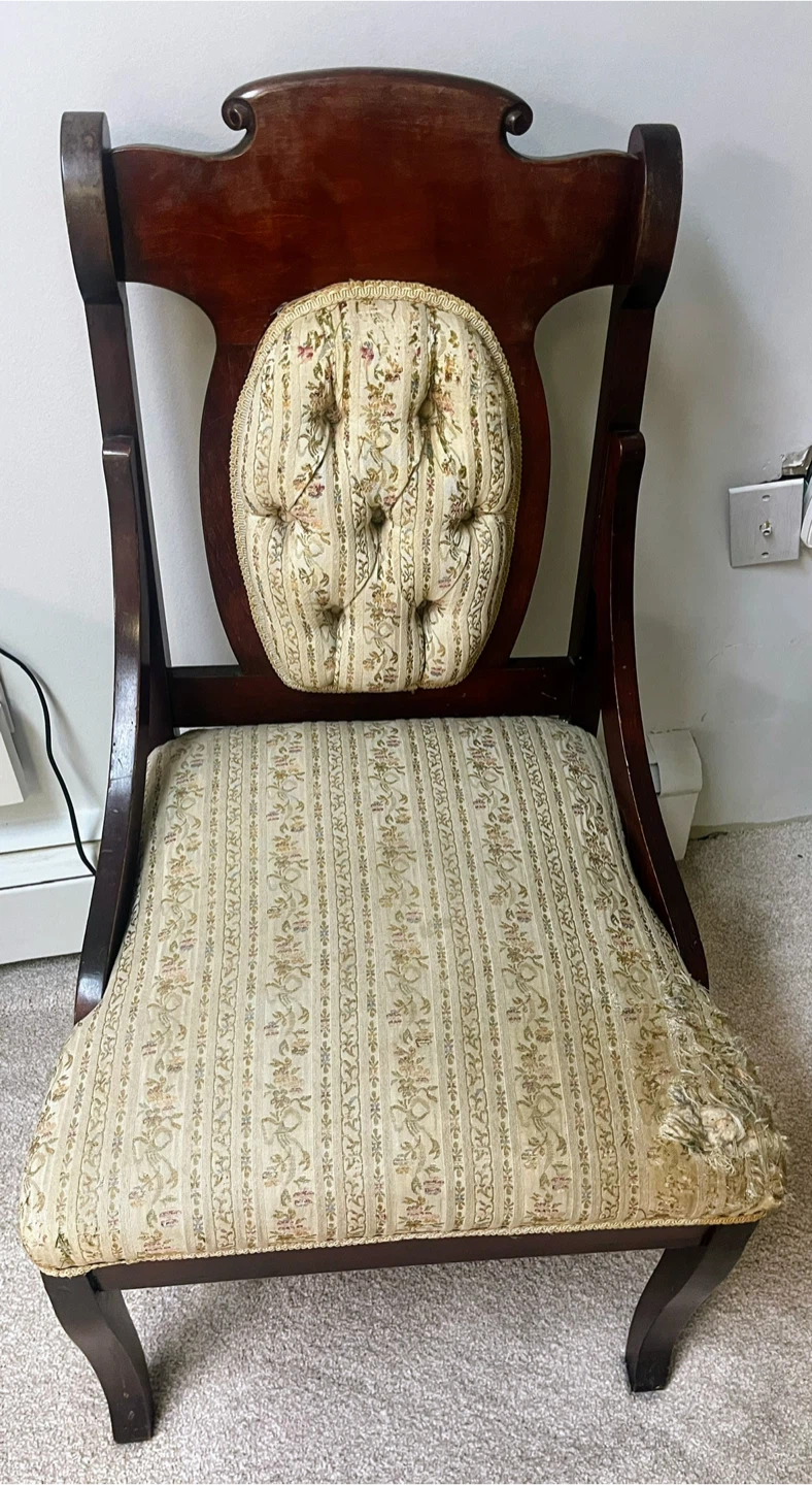 Vintage Arm  & armless chairs - photo 2