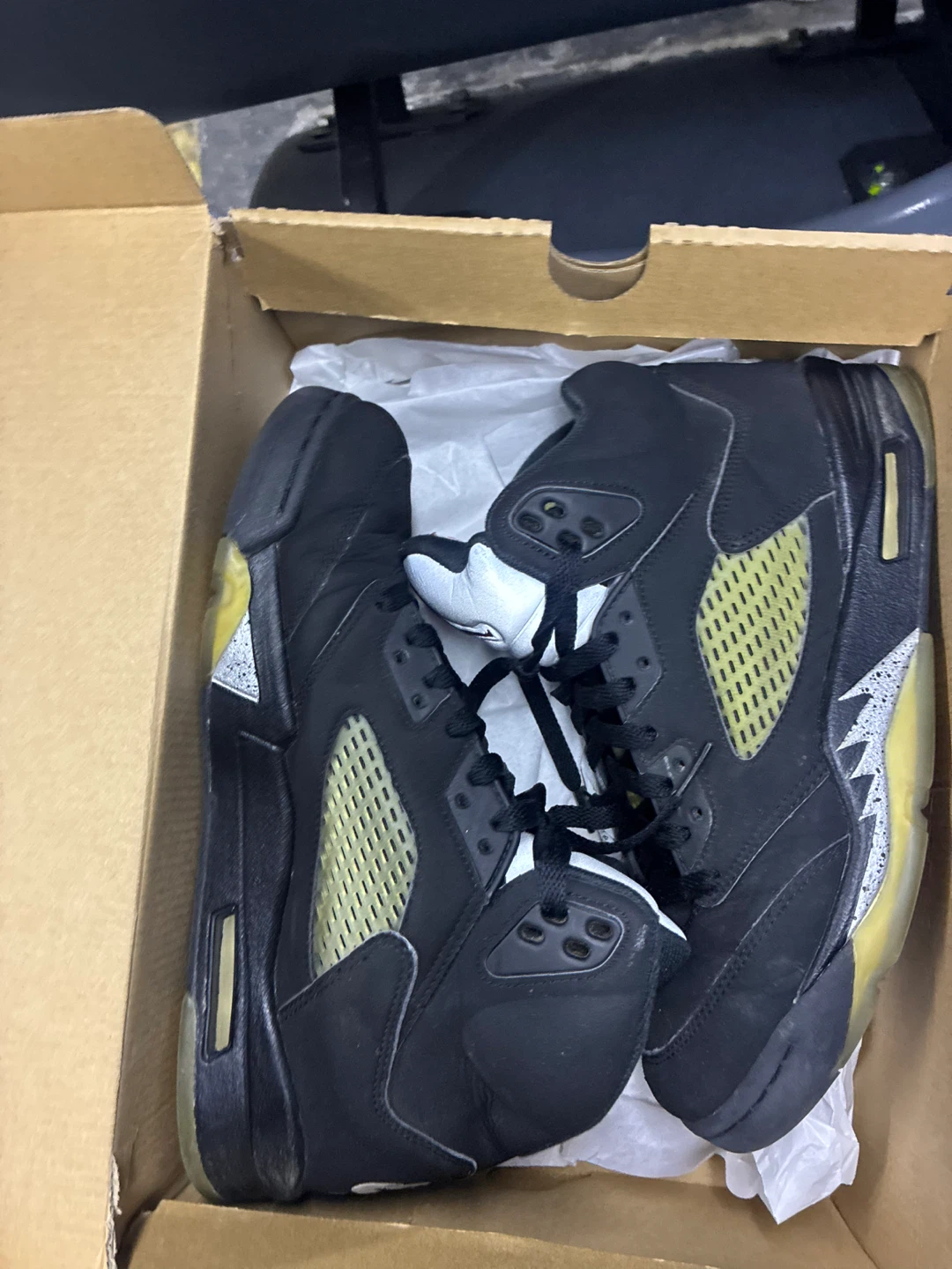 Jordan 5 Retro Black Metallic Silver - photo 2