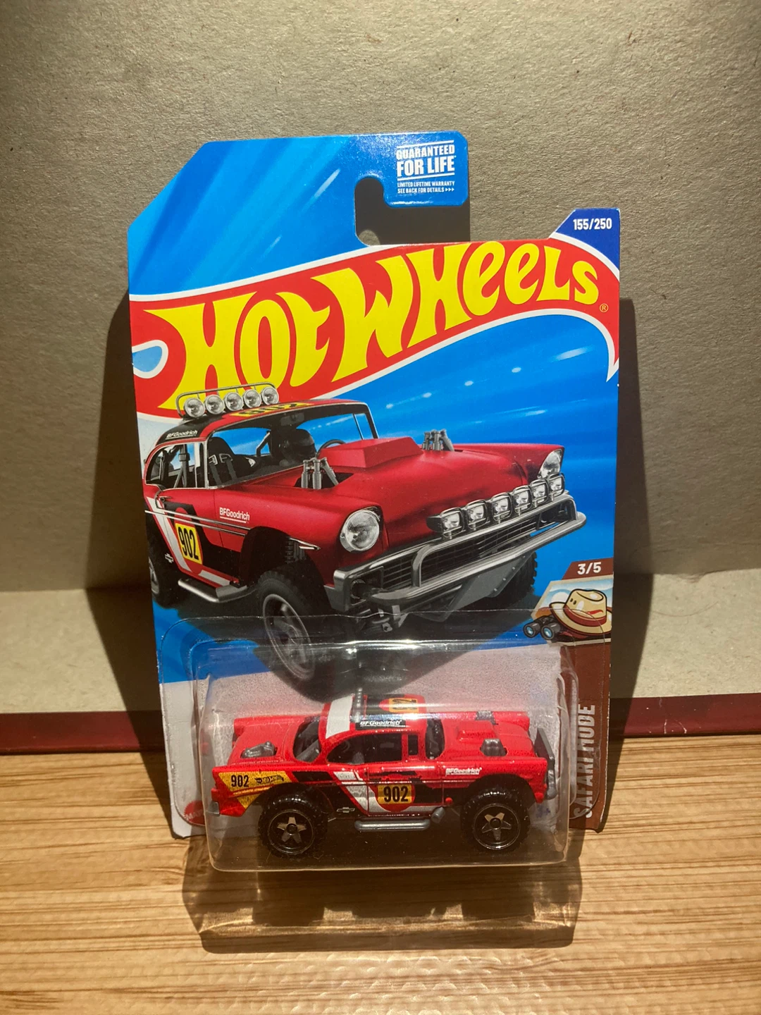 Hot Wheels / Big Air Bel Air / Red
