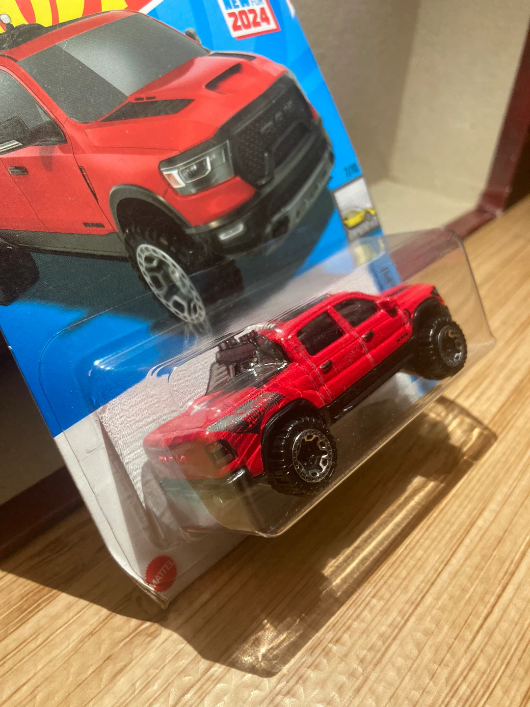 Hot Wheels / 23 Ram 1500 / Red - photo 3