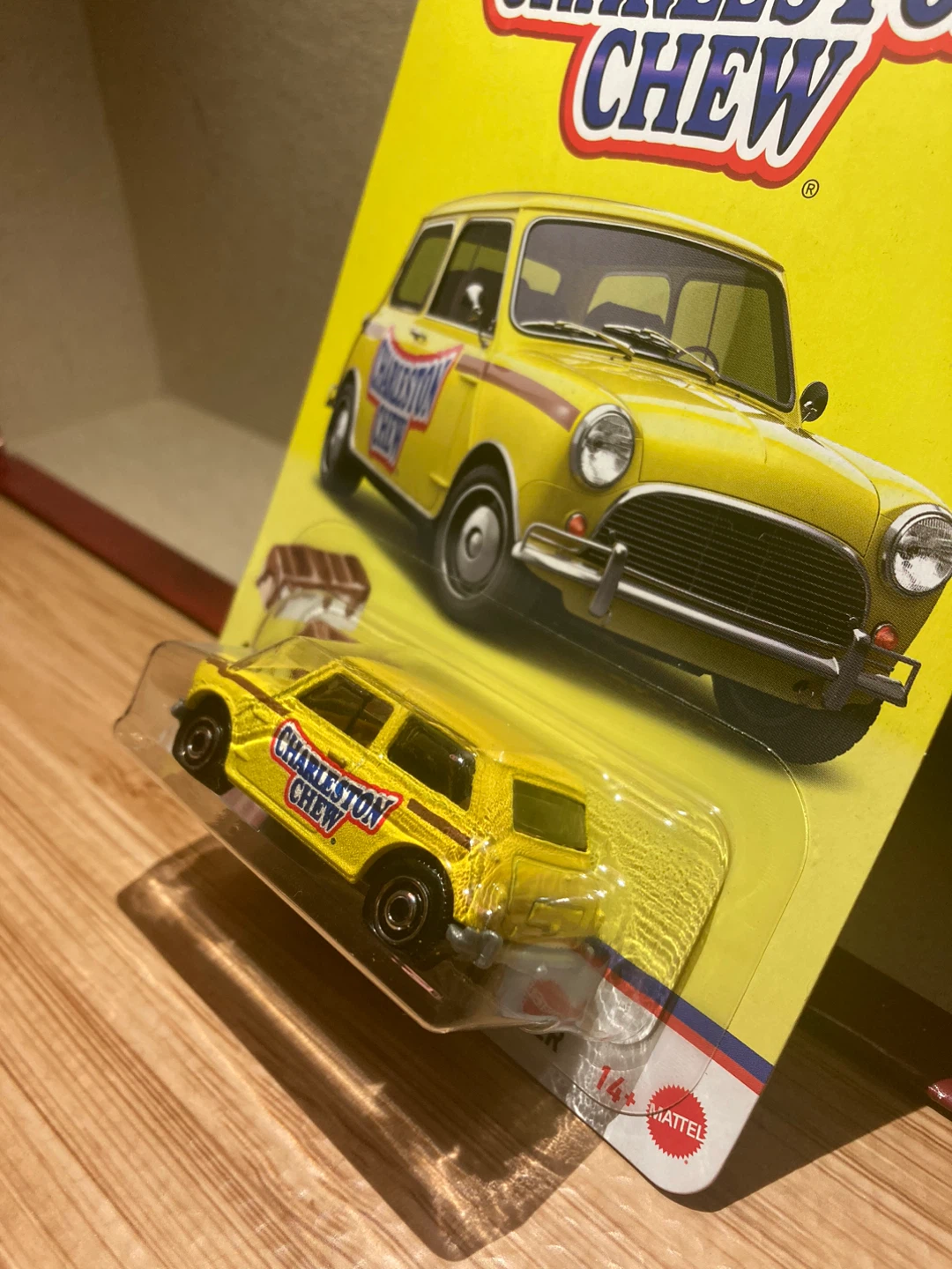 Matchbox / 1964 Austin Mini Cooper Charleston Chew - photo 3