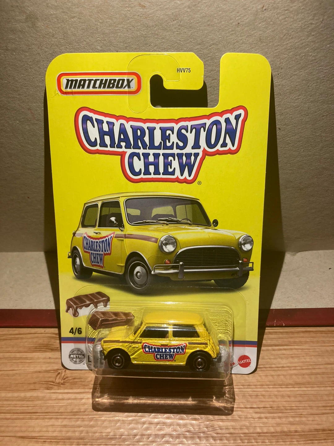 Matchbox / 1964 Austin Mini Cooper Charleston Chew