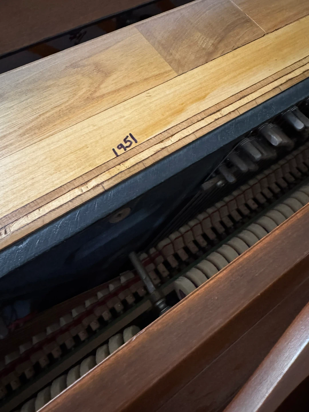 Mason & Risch Upright Piano with Bench - photo 5