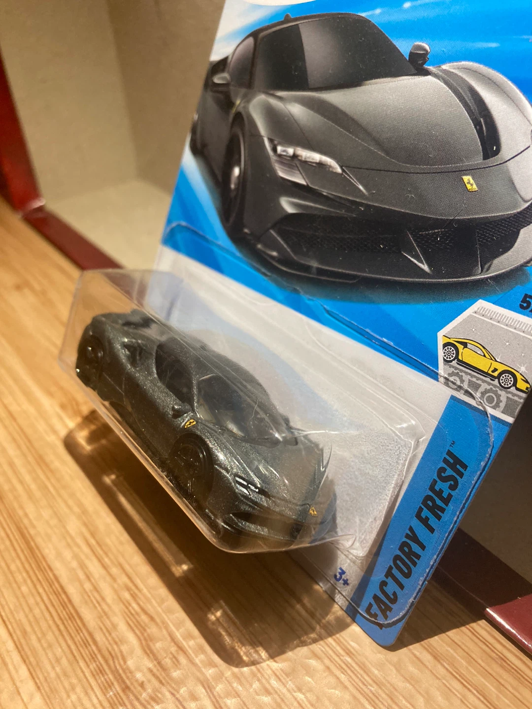 Hot Wheels / Ferrari SF90 Stradale / Dark Silver - photo 2