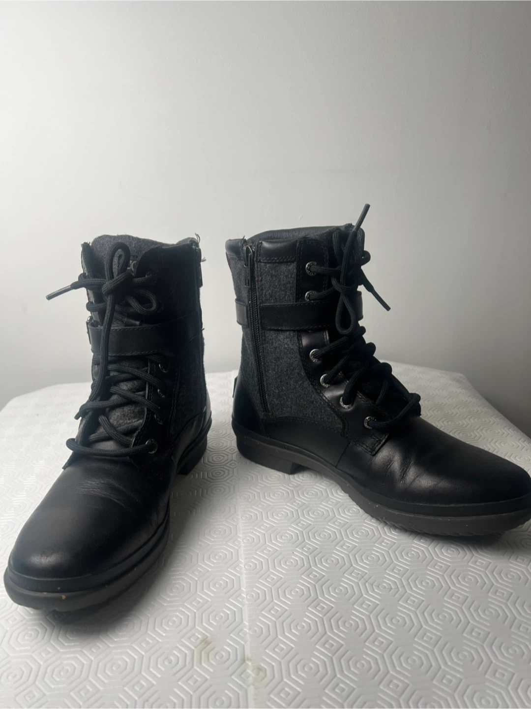 UGG Waterproof Boots - Black Leather & Grey Wool Blend - photo 5