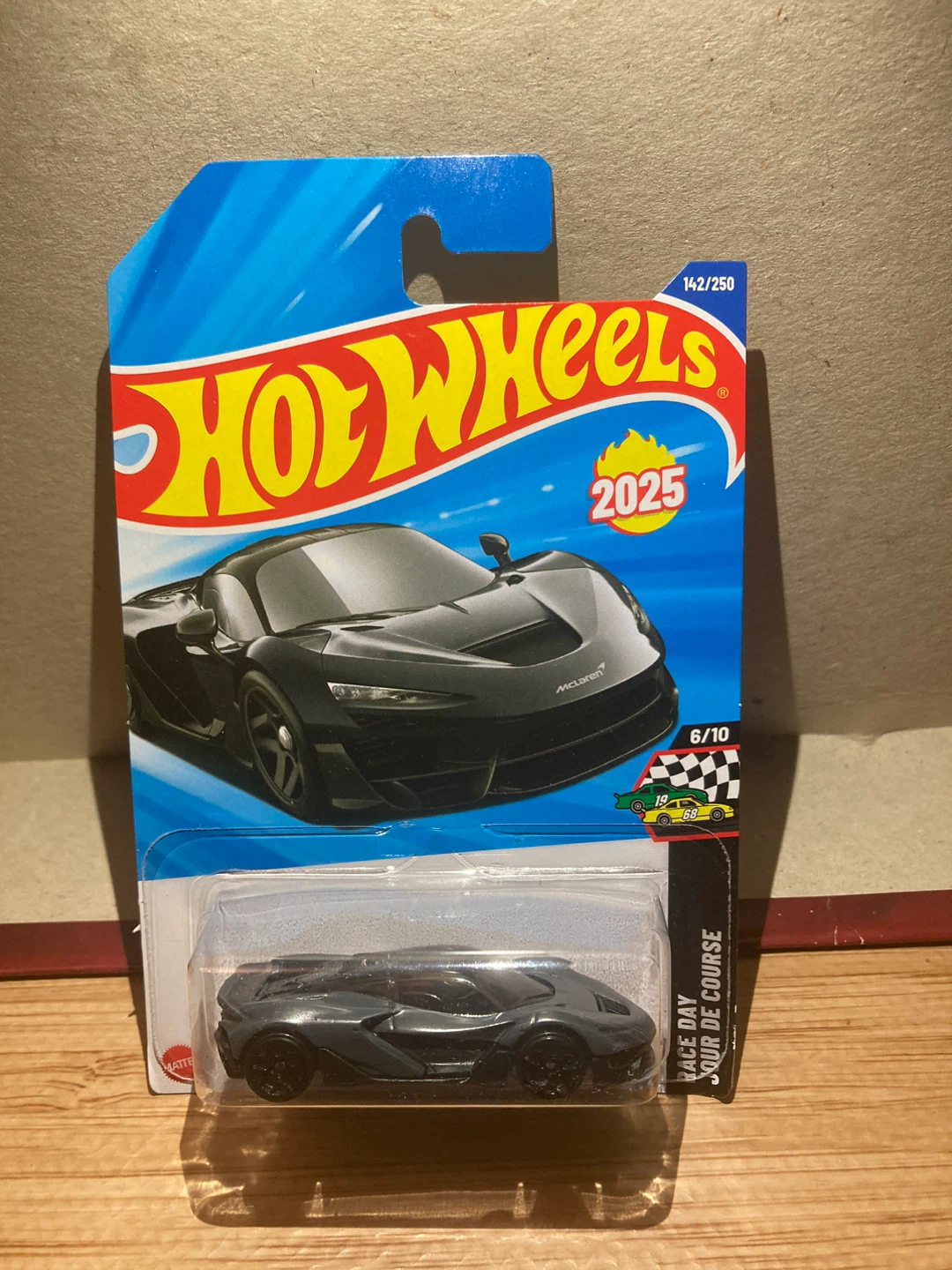 Hot Wheels / Mclaren W1 / Gray