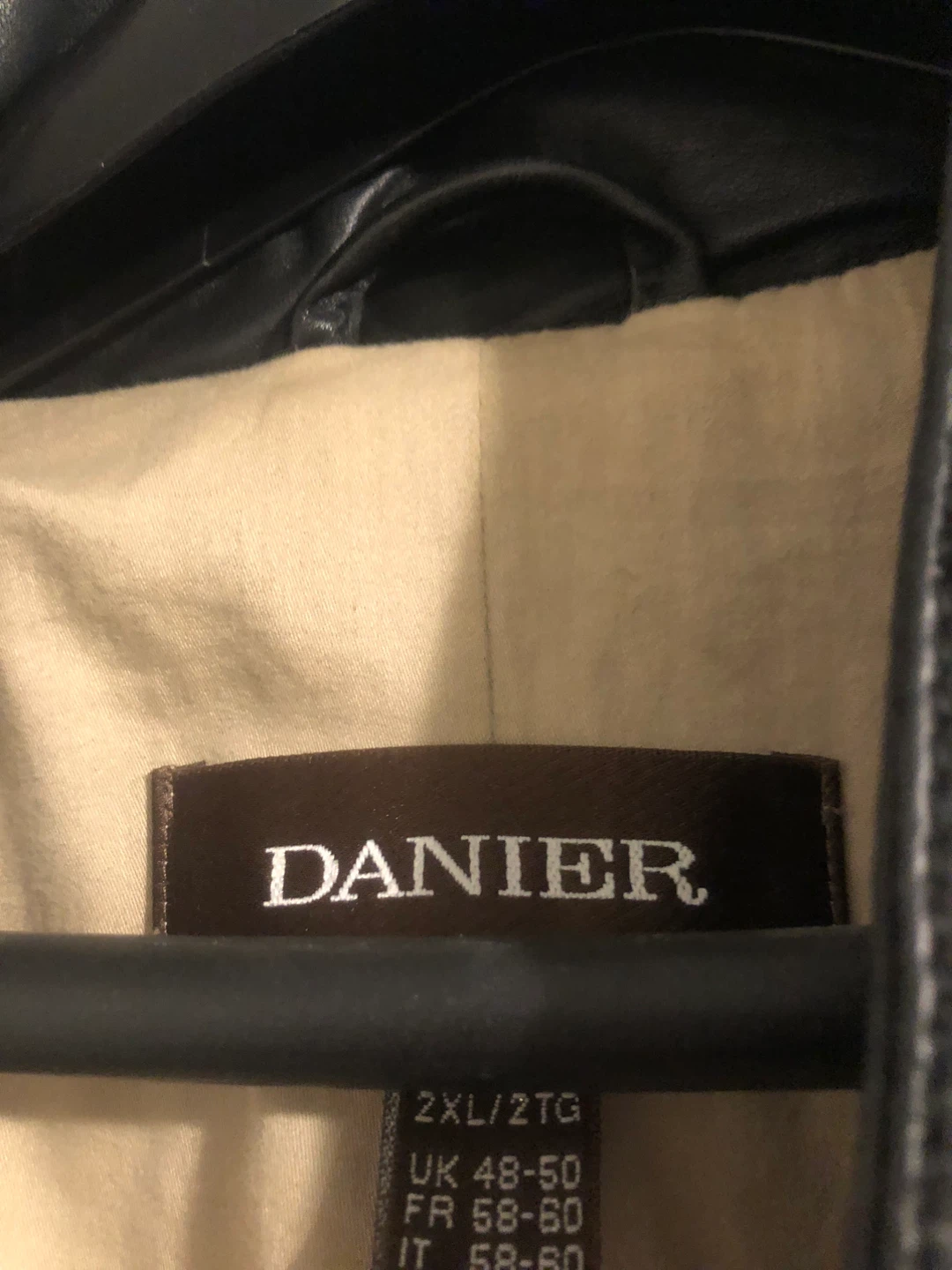 Danier Leather Jacket 🥕 - photo 3