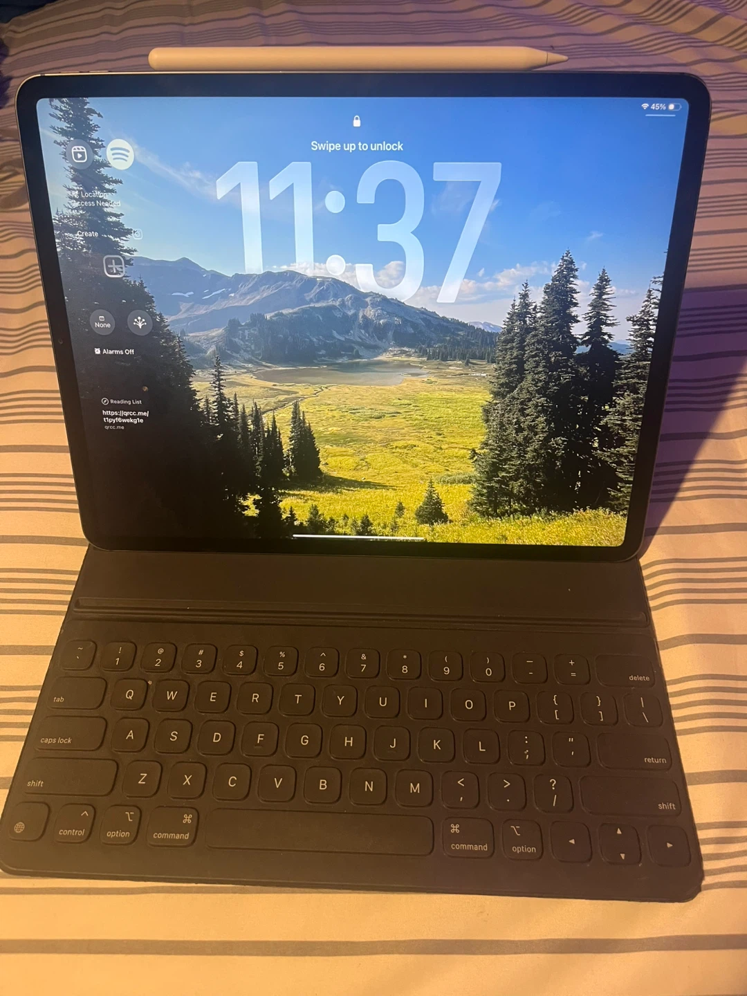 iPad PRO 12.9in 256GB with Apple keyboard and pencil - photo 2