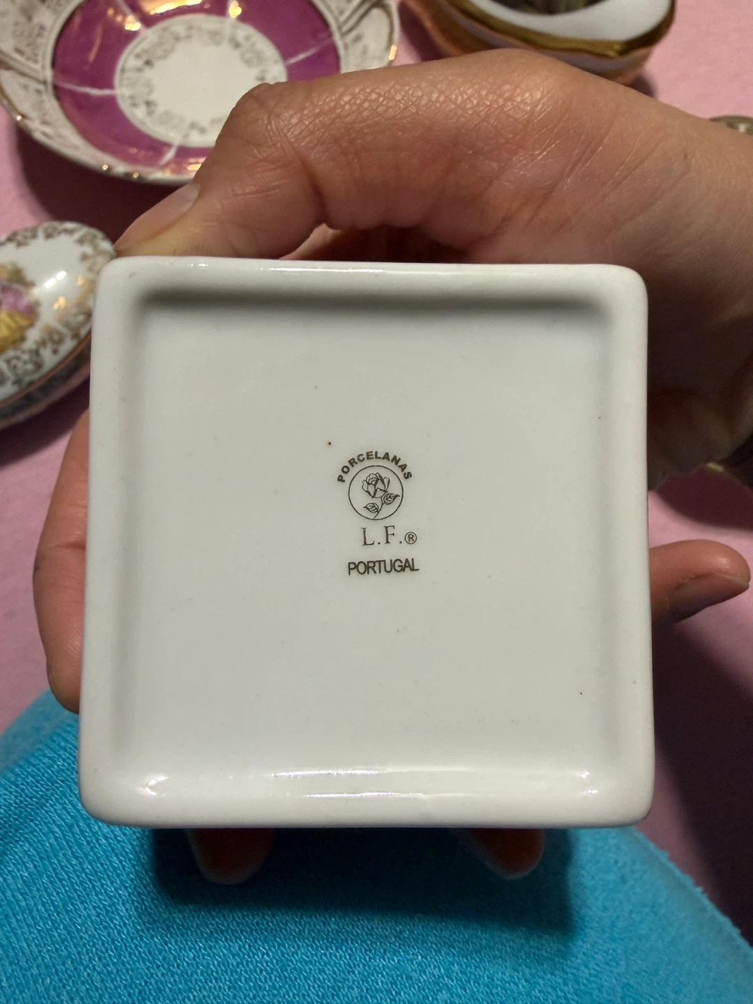 Vintage Collection of Decorative Porcelain Trinket Dishes/Boxes - photo 4