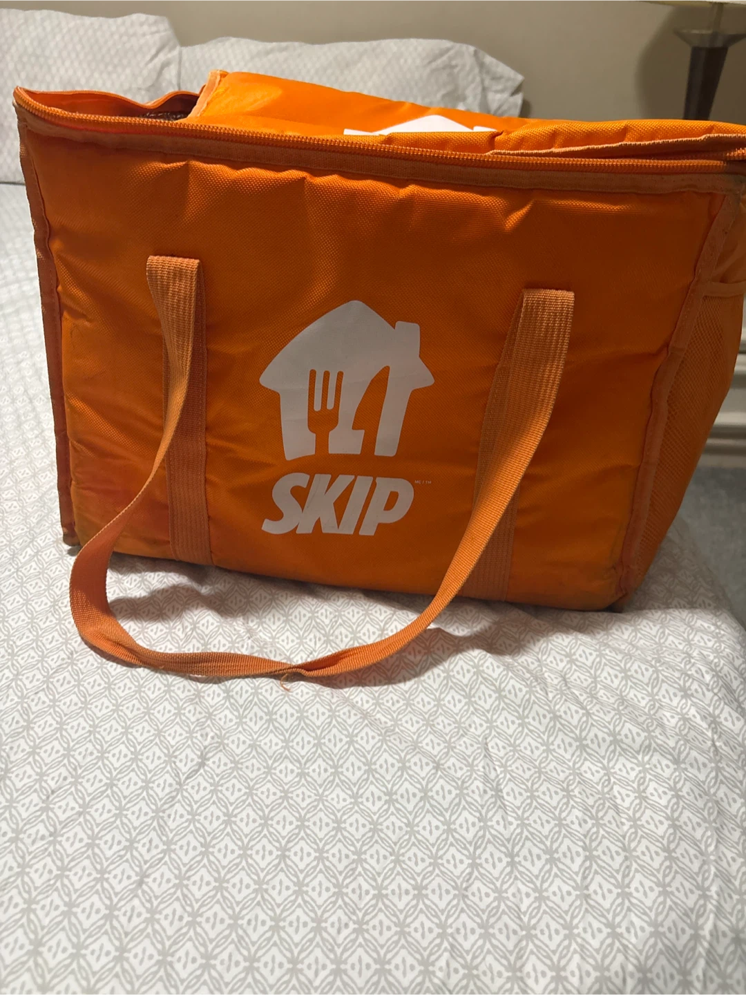 SkipTheDishes Insulated Food Delivery Bag