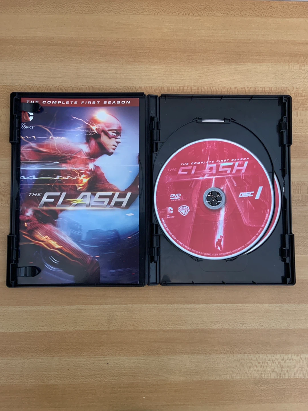 The Flash Complete First Season DVD – 5 Disc Set - photo 3