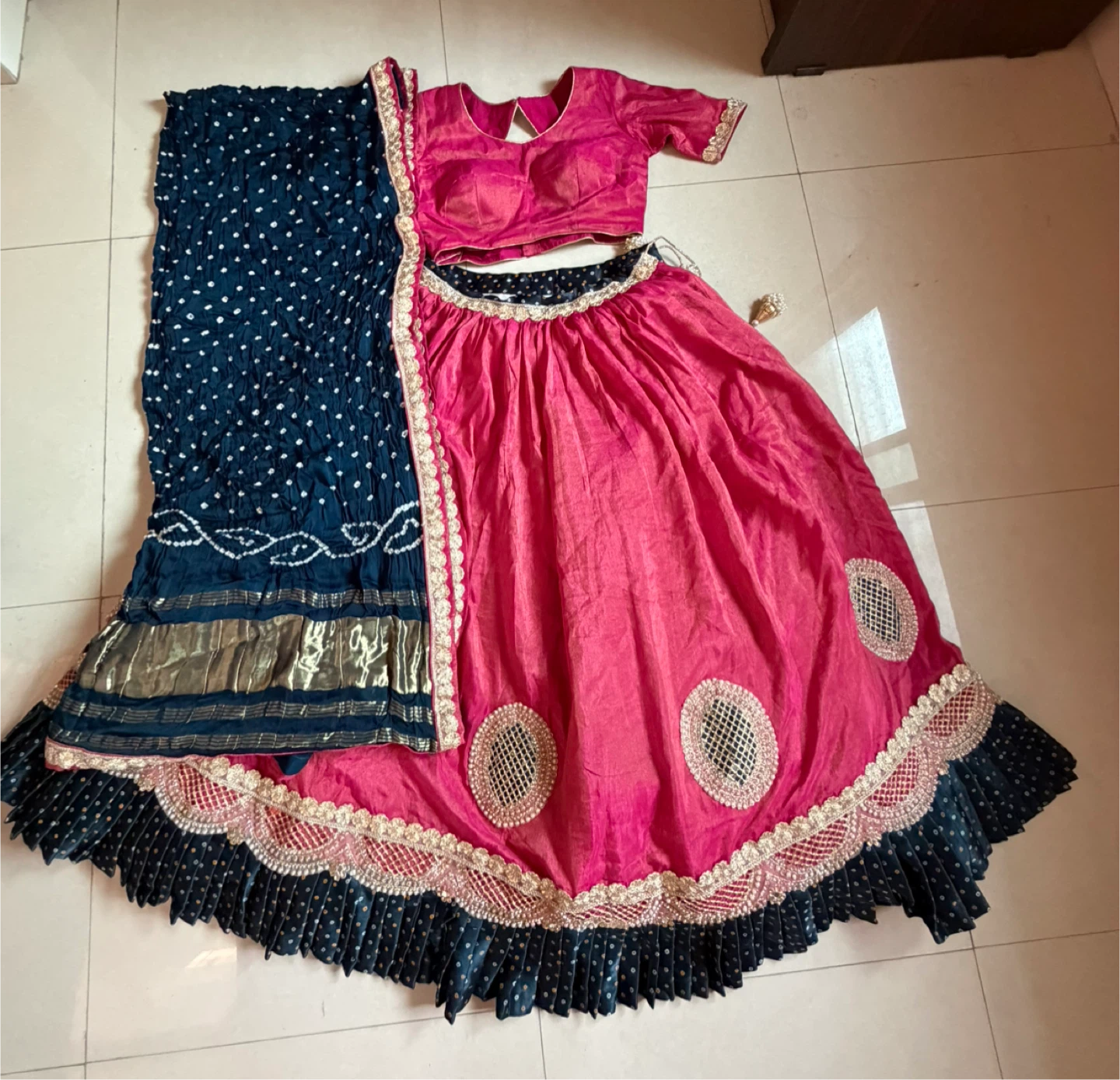Pink and Blue Lehenga Choli Set with Dupatta - photo 2