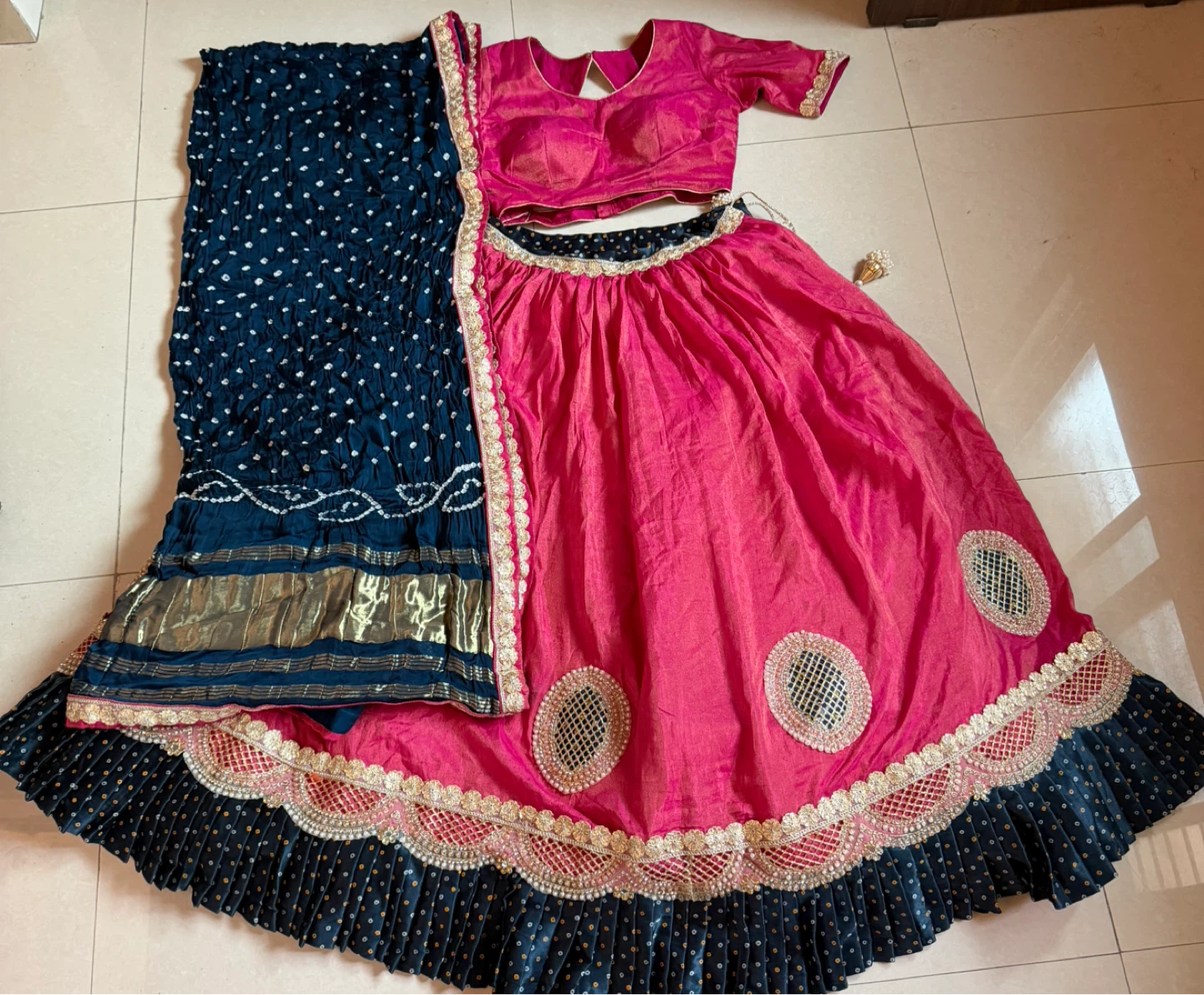 Pink and Blue Lehenga Choli Set with Dupatta - photo 4