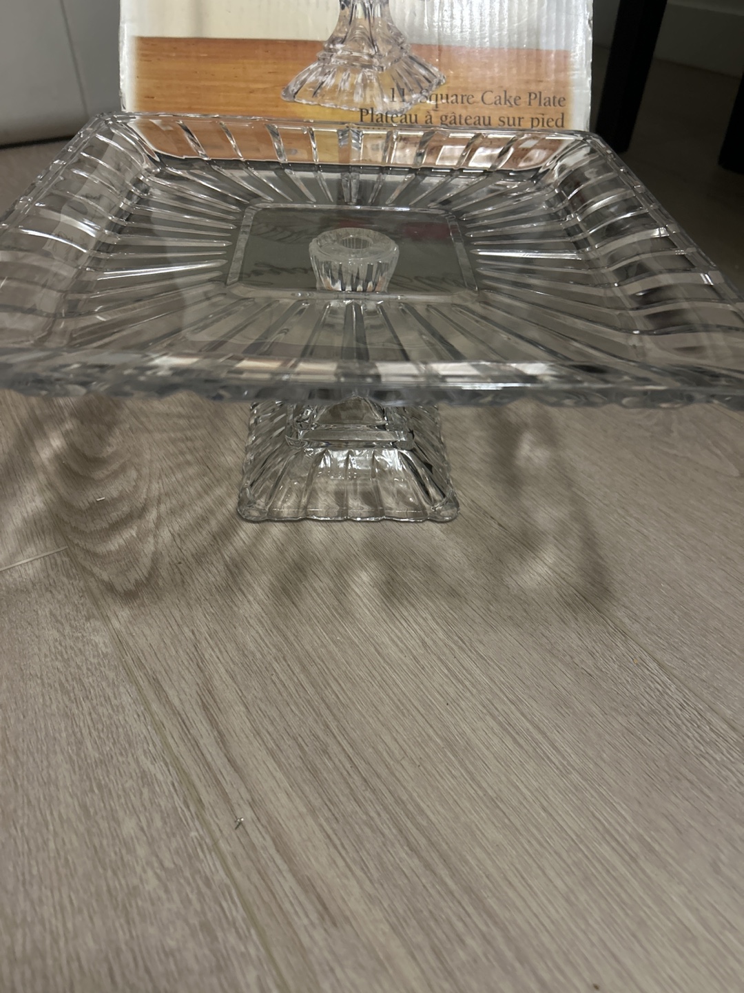Crystal Clear Alexandria 11" Pedestal Square Cake Plate - photo 2