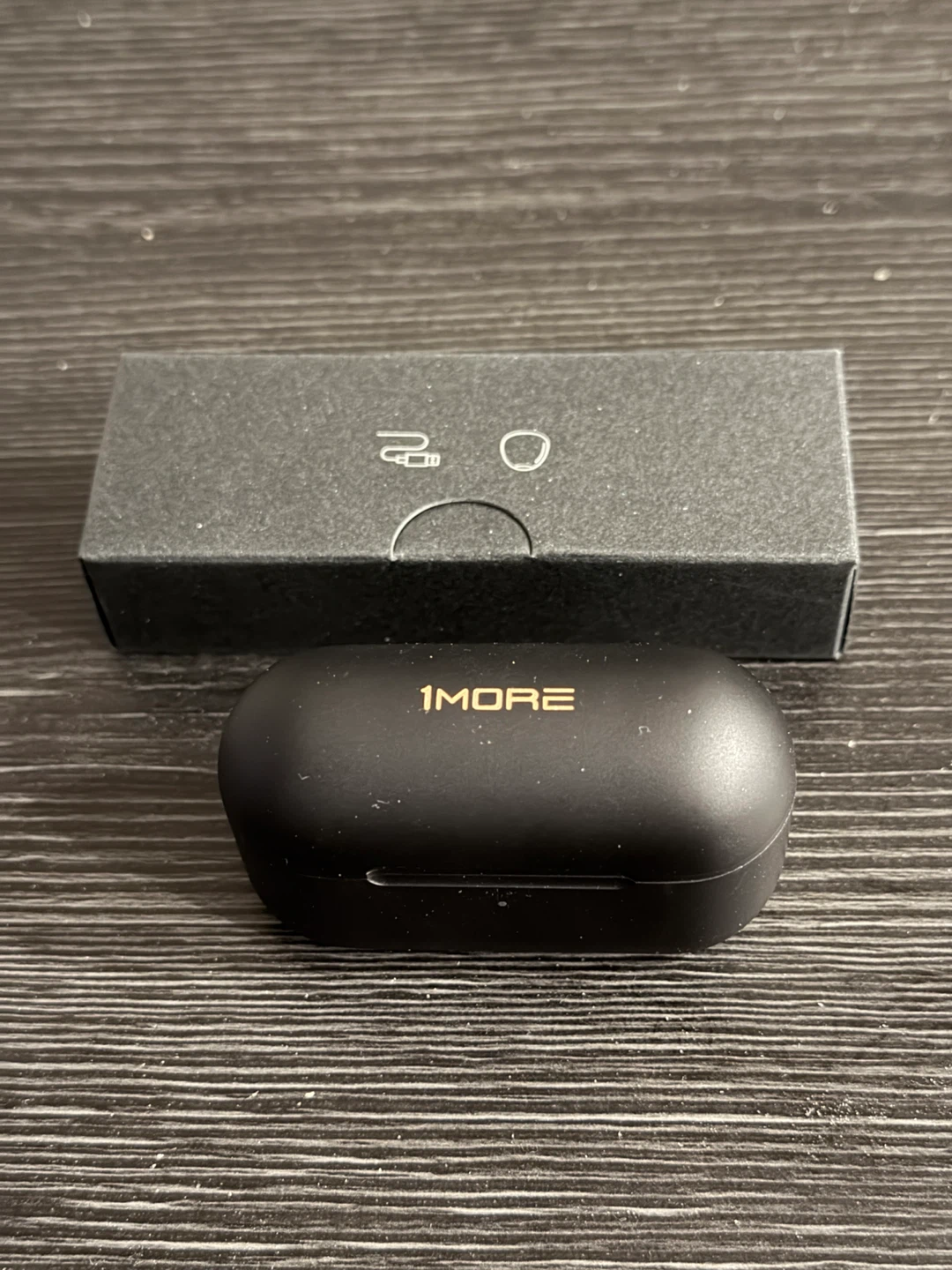 1MORE True Wireless Earbuds price negotiable