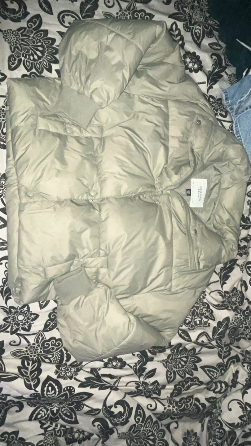 American Eagle Puffer Jacket - Light Green - M/M