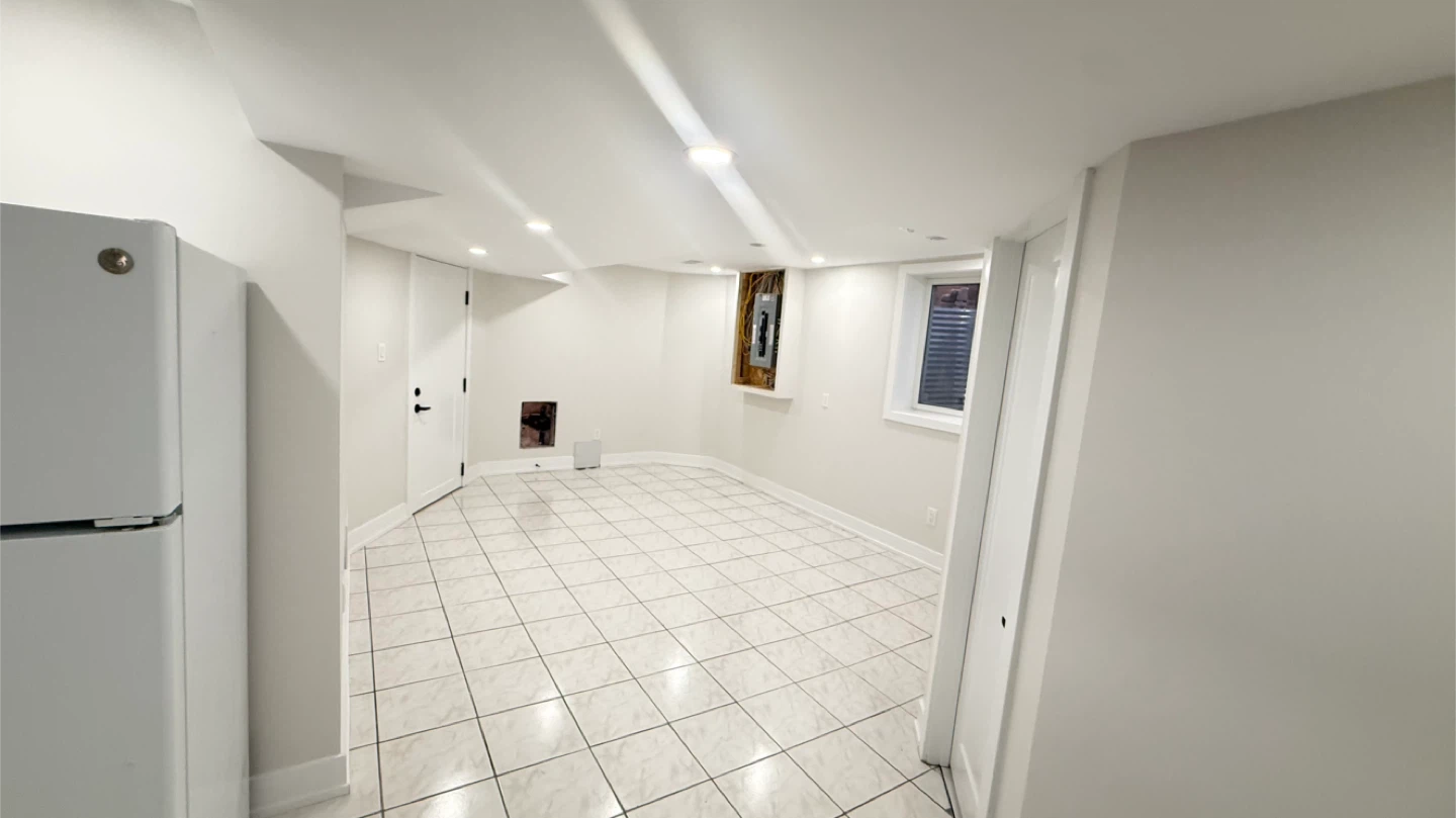 Brand New 2-Bedroom Legal Basement Apartment - photo 5