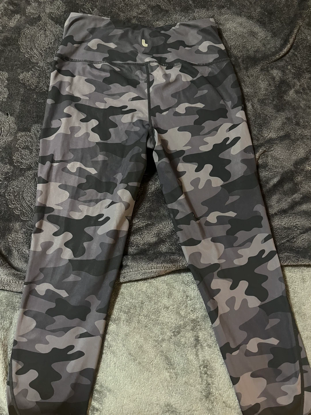 Lole Camo Leggings Size M