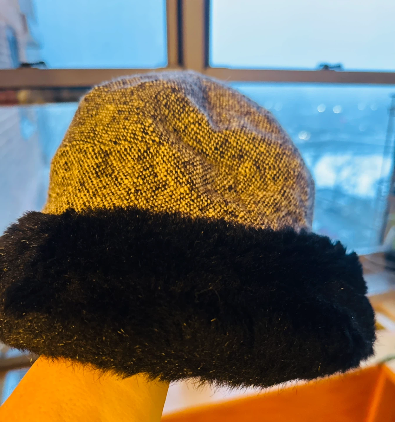 Double sided Black Velvet and Fur Trim Bucket Hat - photo 3