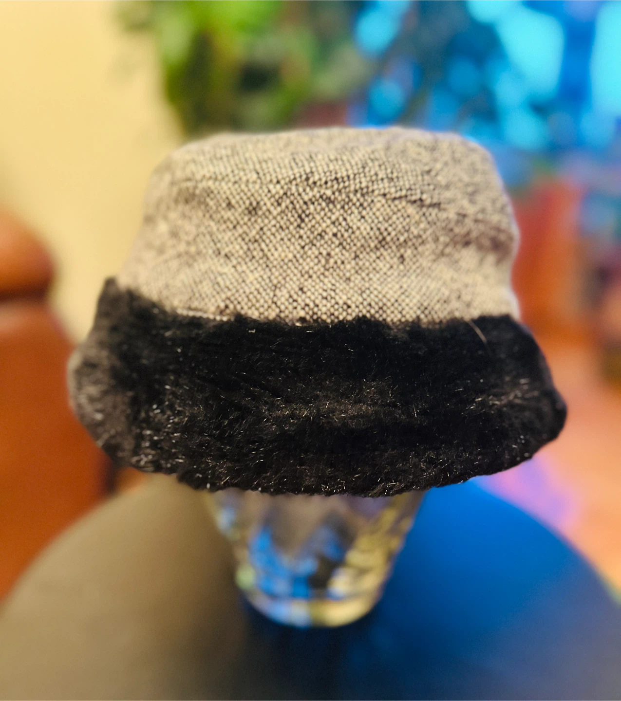 Double sided Black Velvet and Fur Trim Bucket Hat - photo 4