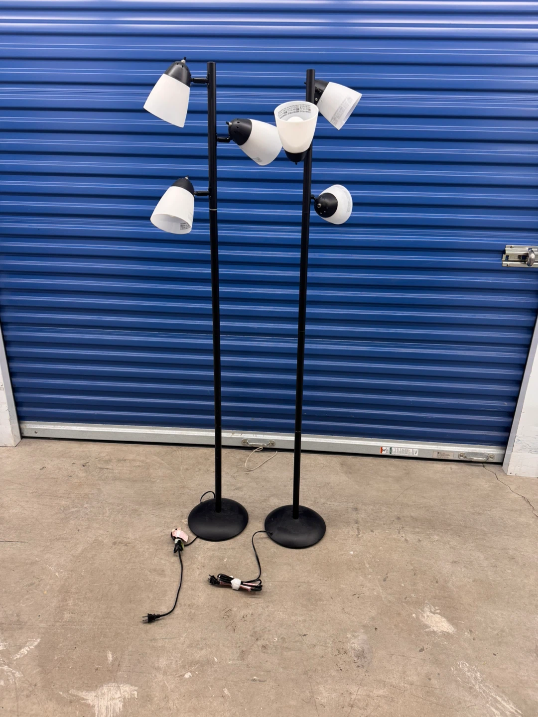 Black Floor Lamp with 3 Adjustable Lights