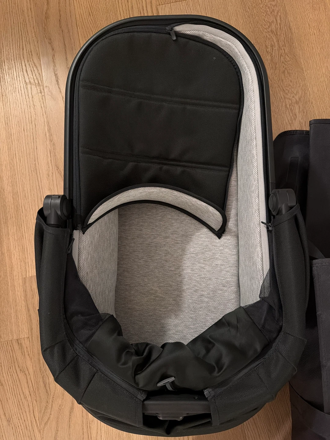UPPAbaby Bassinet V2 - Jake (Black) - photo 4