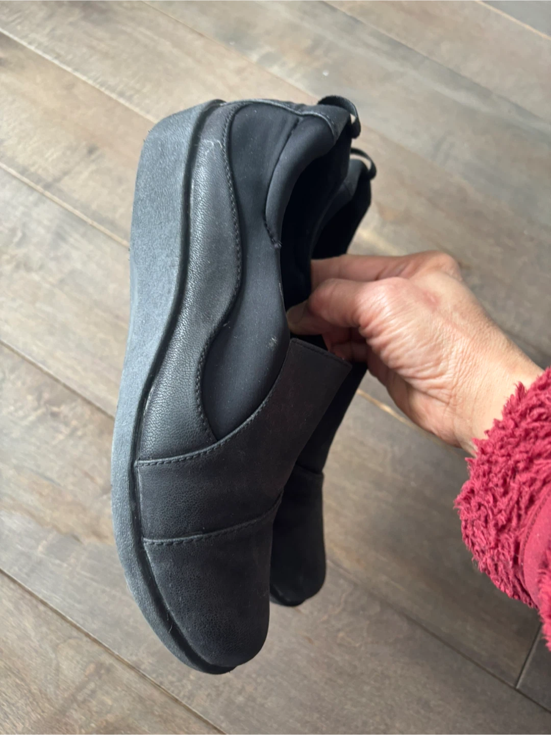Clarks Cloudsteppers Black Slip-On Shoes - photo 3
