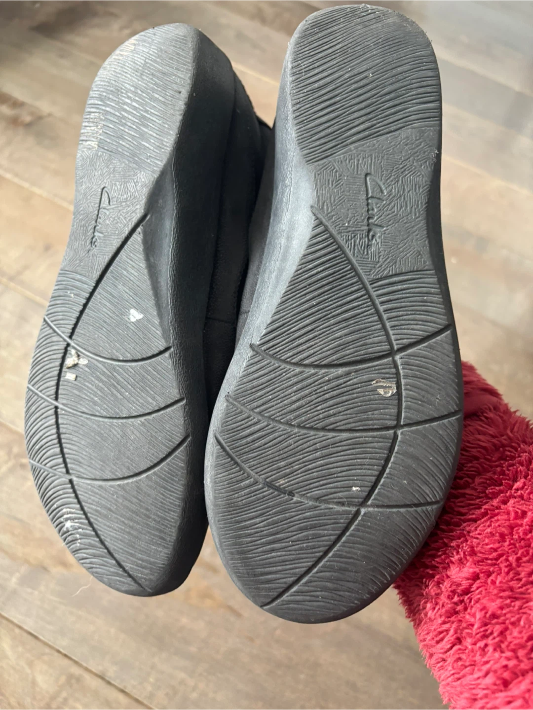 Clarks Cloudsteppers Black Slip-On Shoes - photo 2