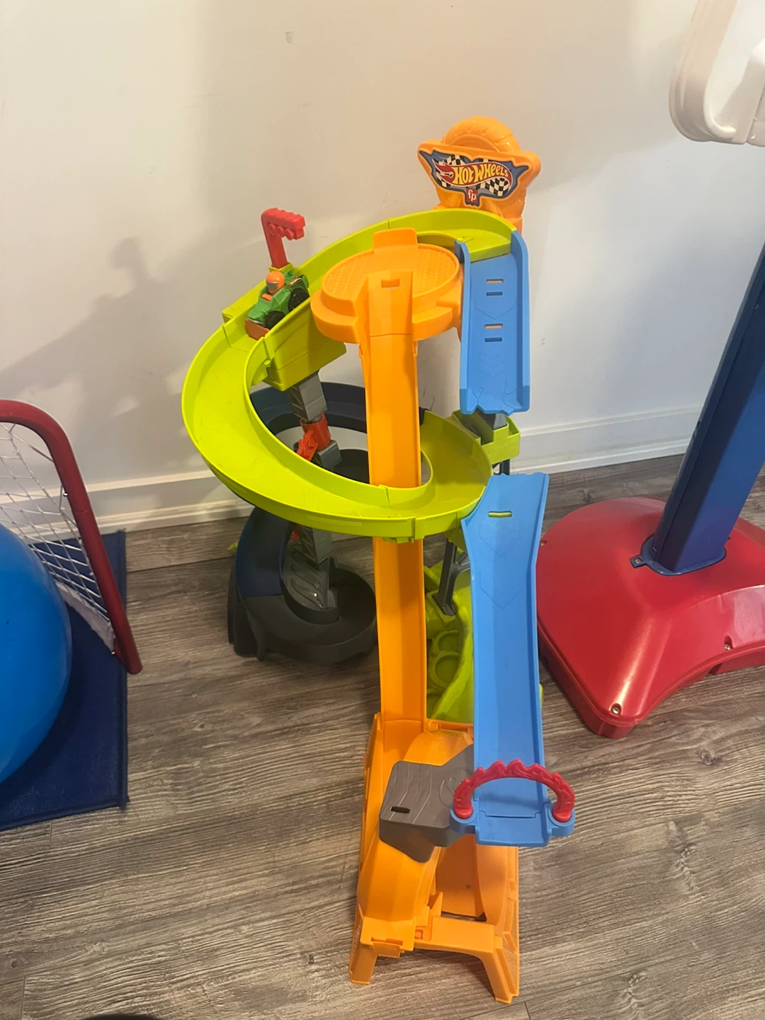 Hot Wheels Multi-Level Track Set - photo 3