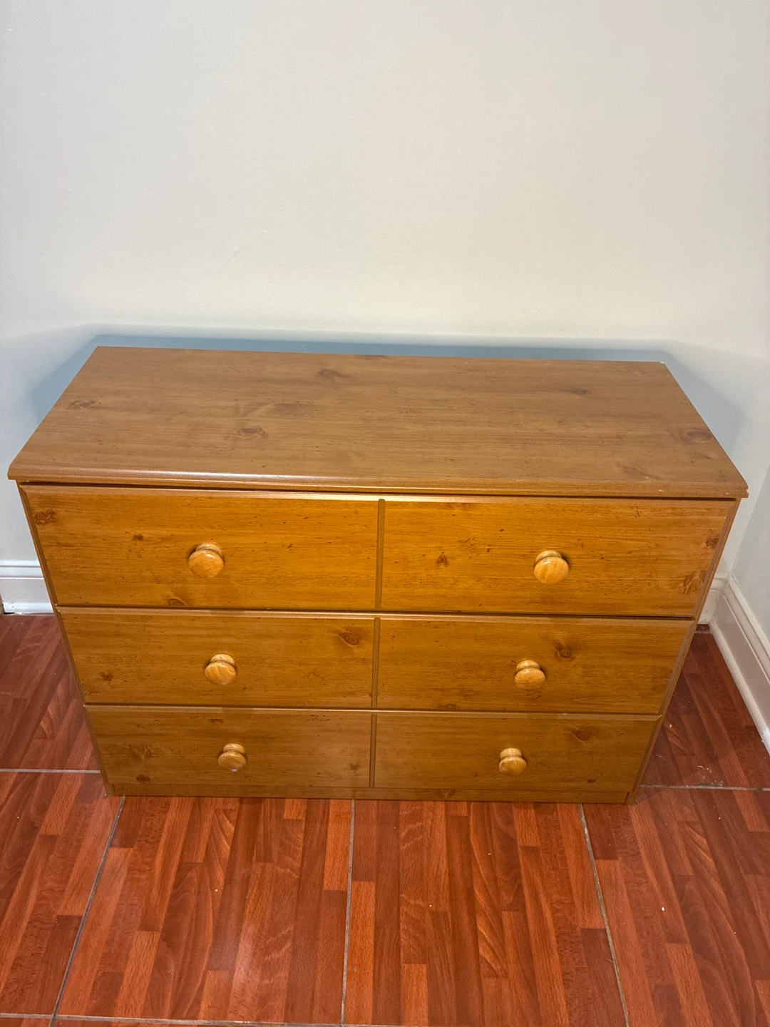 Wooden Dresser with 6 Drawers
