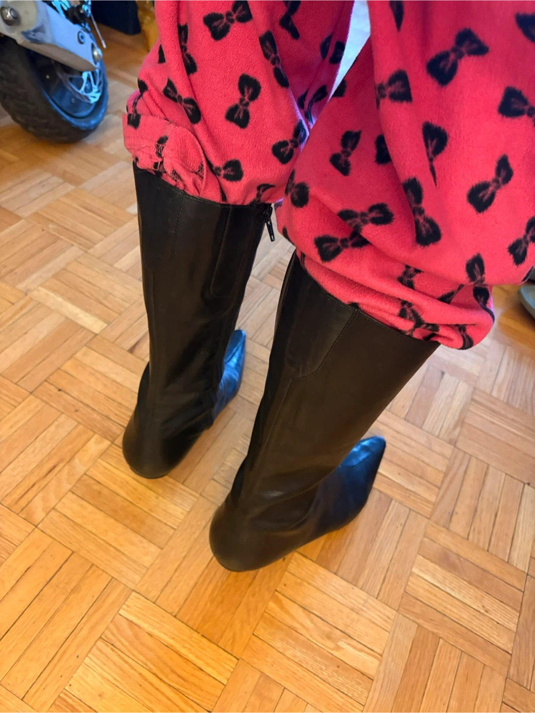 Nine West Black Leather Knee-High Boots 8W - photo 5