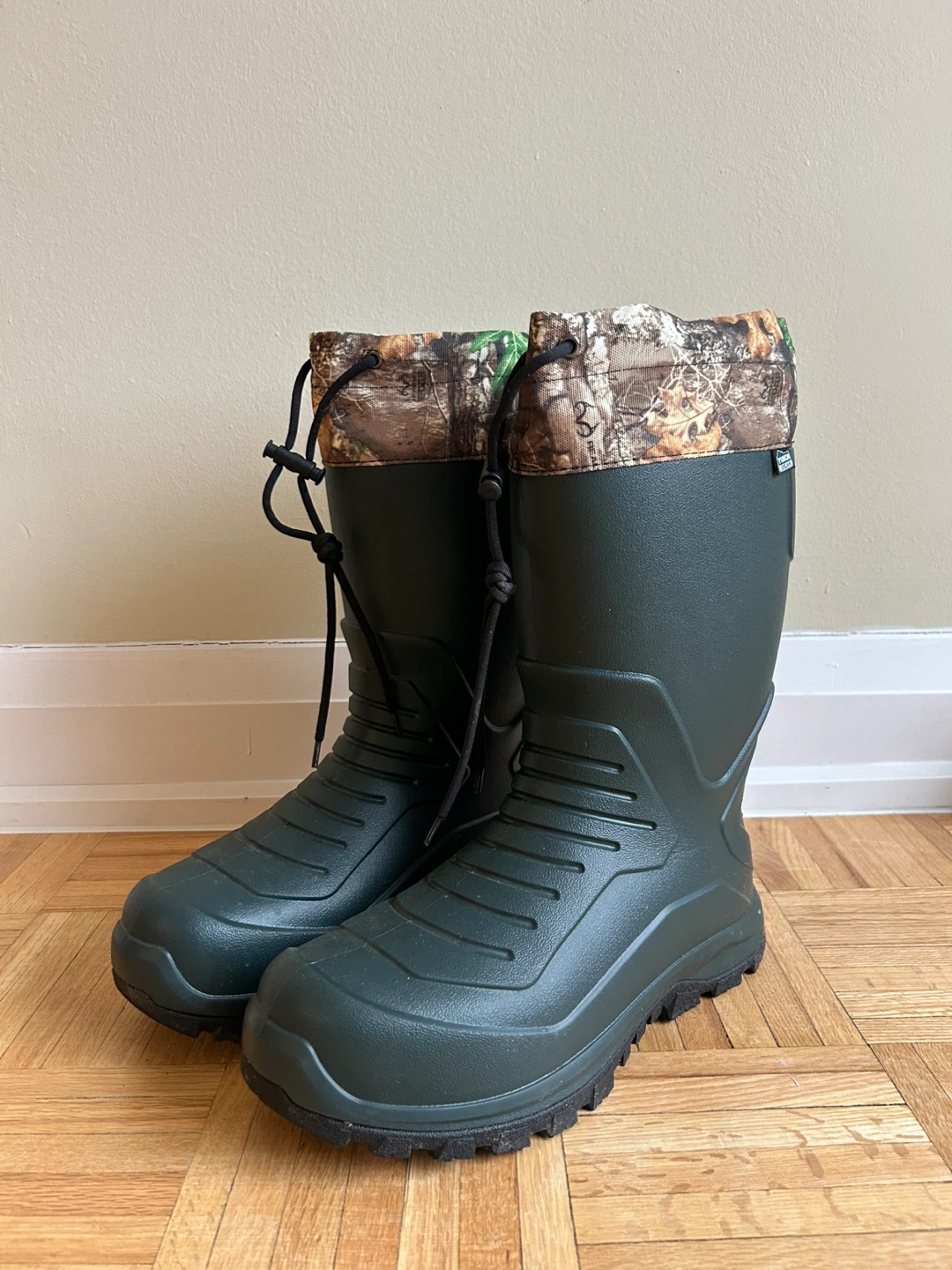 [New & Unused] Rubber boots for winter TIDEWE