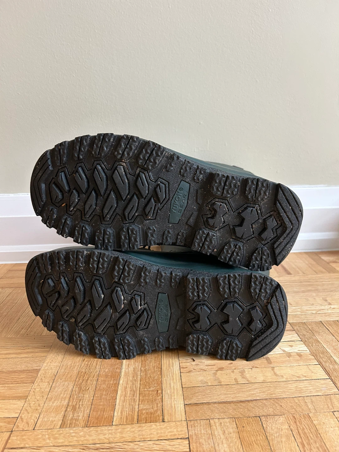 [New & Unused] Rubber boots for winter TIDEWE - photo 2