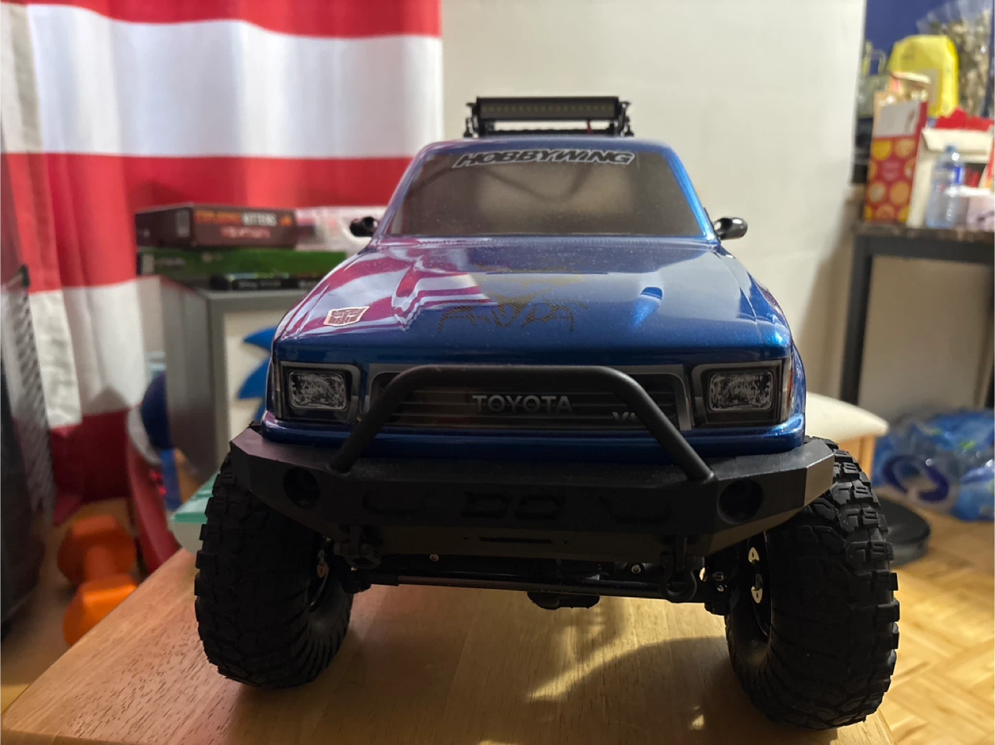 SCX10 2 KO Toyota RC Off-Road Truck with Remote - photo 2