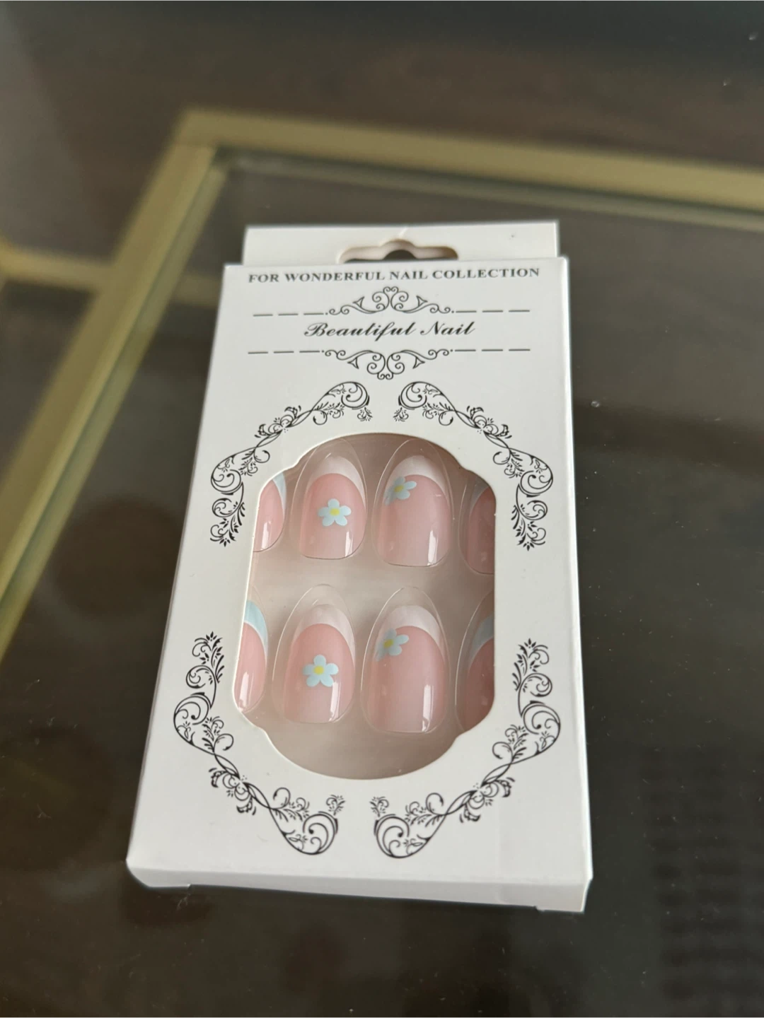 Press-On Nails - 3 Sets - photo 2