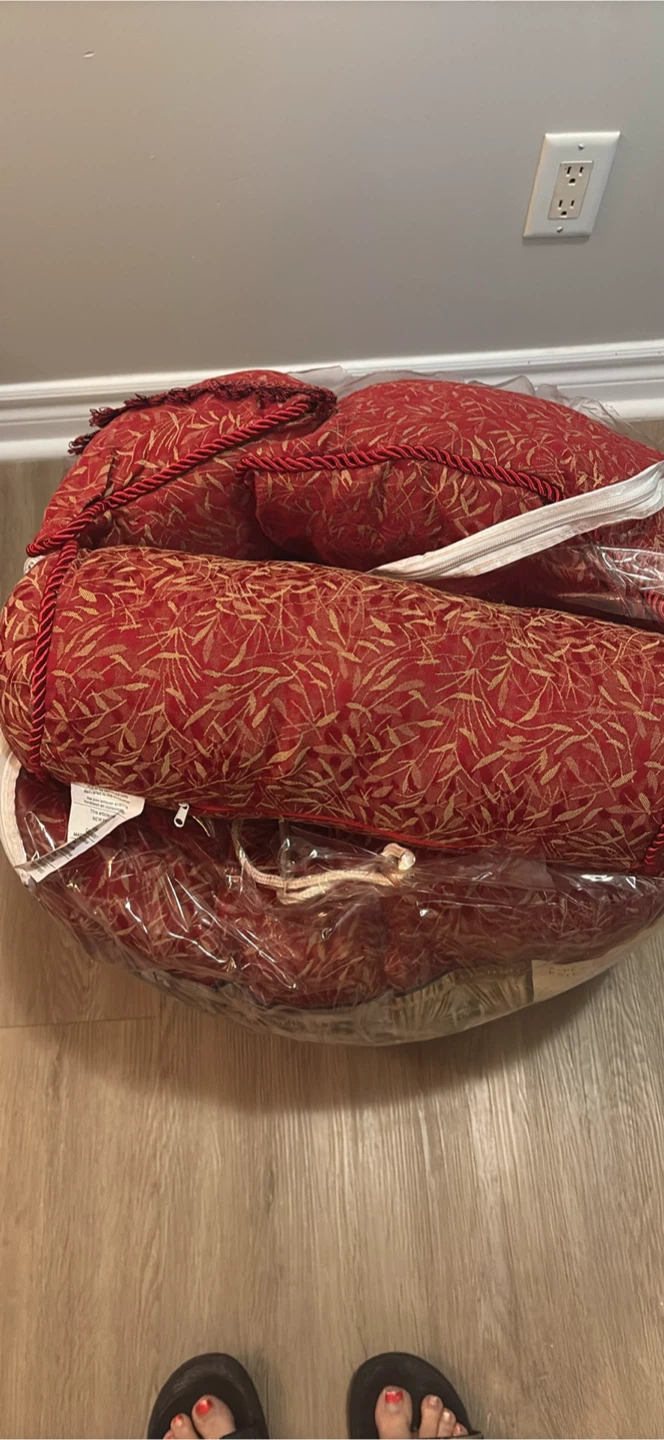 Red and Gold Leaf Print Comforter Set - photo 2