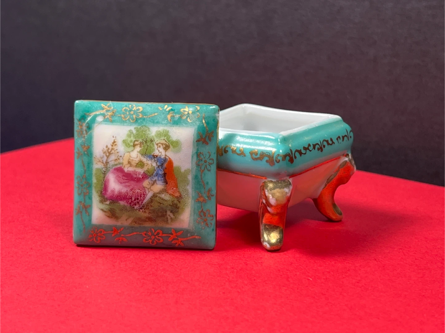 Vintage Porcelain Trinket Box