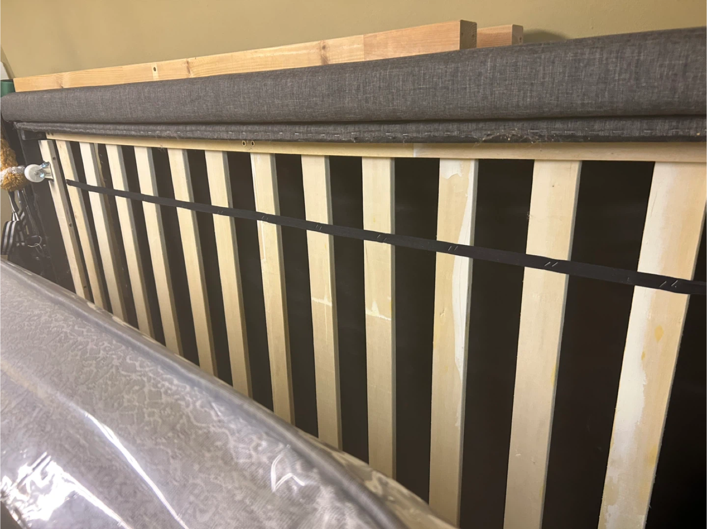Raymour & Flanigan Tia Twin Daybed With Trundle - photo 2