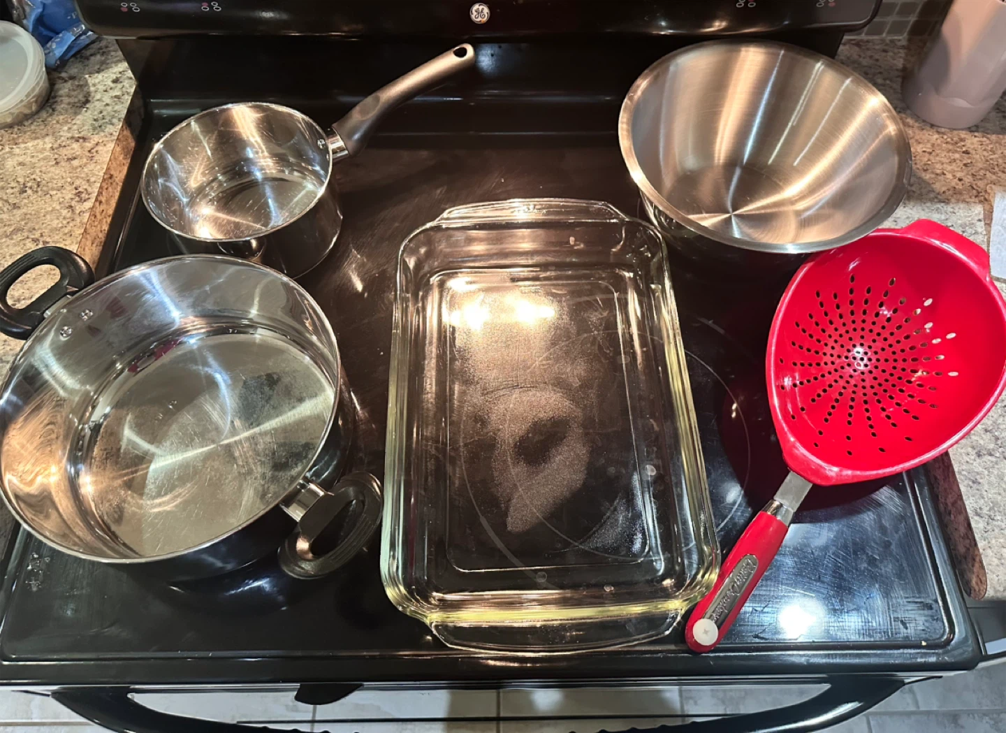 Assorted Kitchenware Set