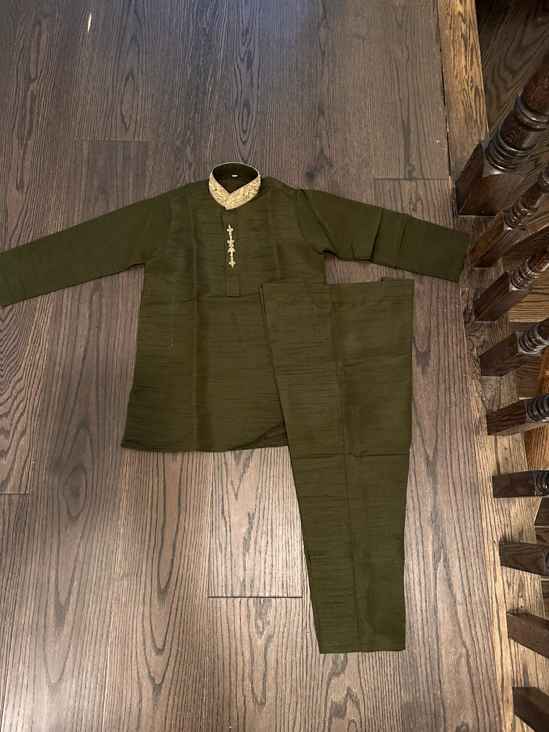 Boys Embroidered Kurta Set - 4 to 5 years