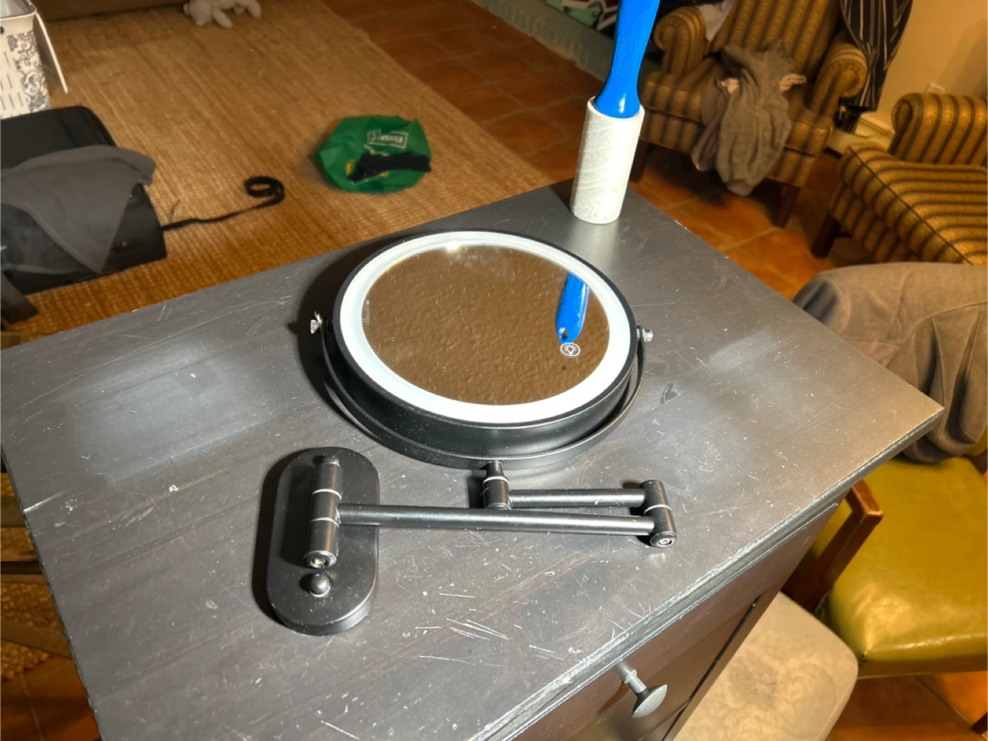 Vanity extending Mirror