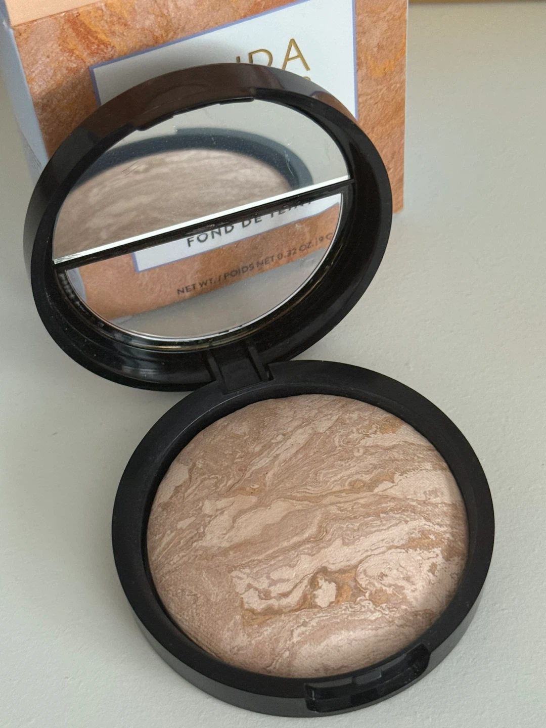 Laura Geller Baked Balance-N-Brighten Foundation - Fair - photo 3