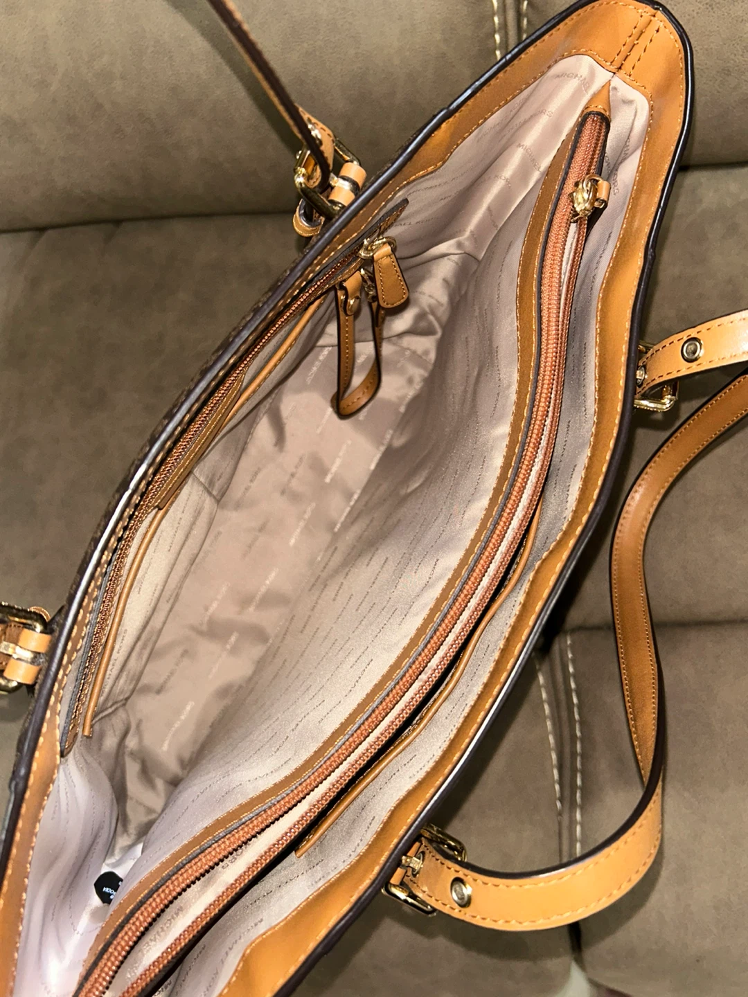 Michael Kors Tote Bag and Wallet Set - photo 3