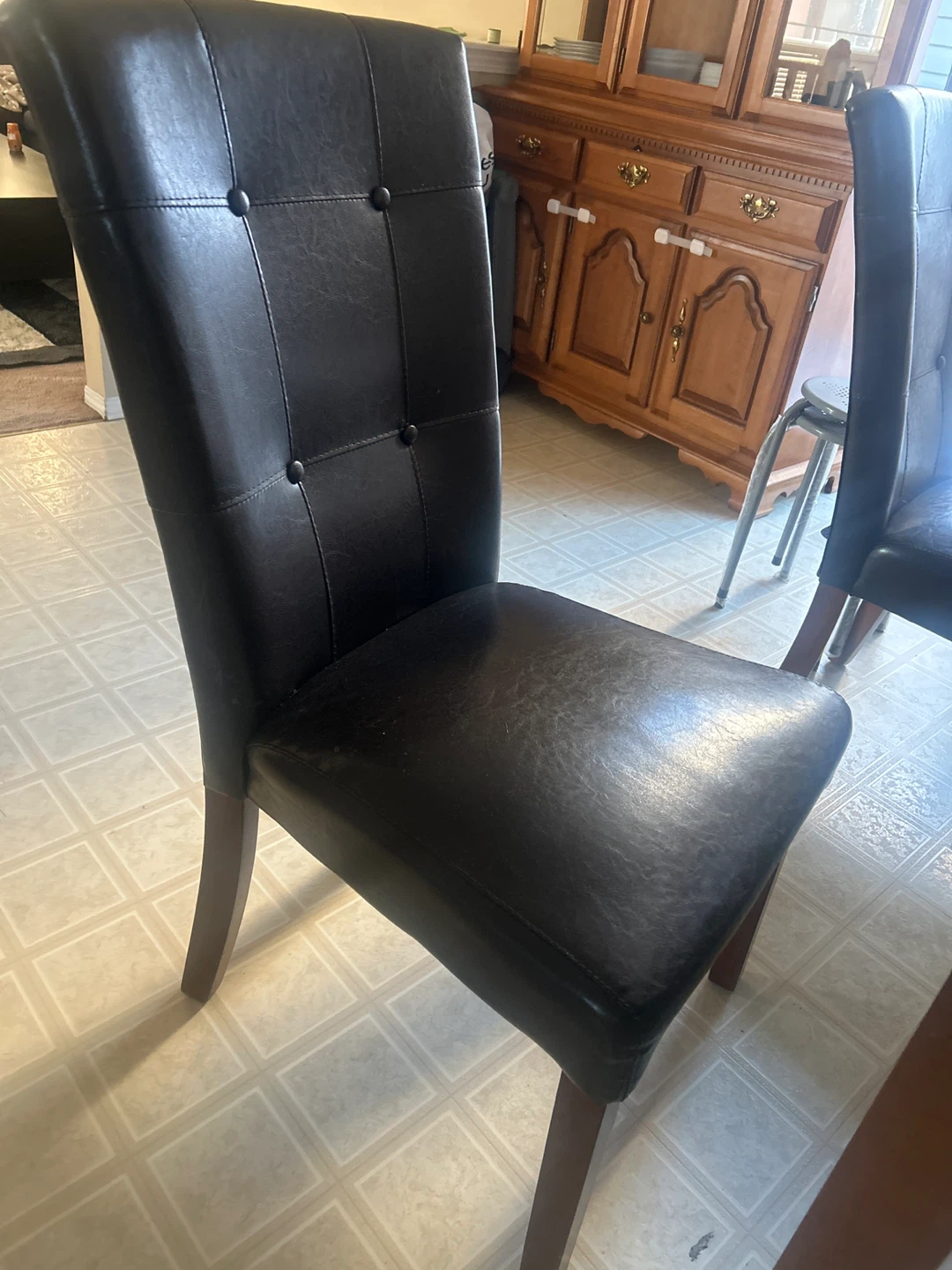 Marble Top Dining Table & 6 leather chairs - photo 2