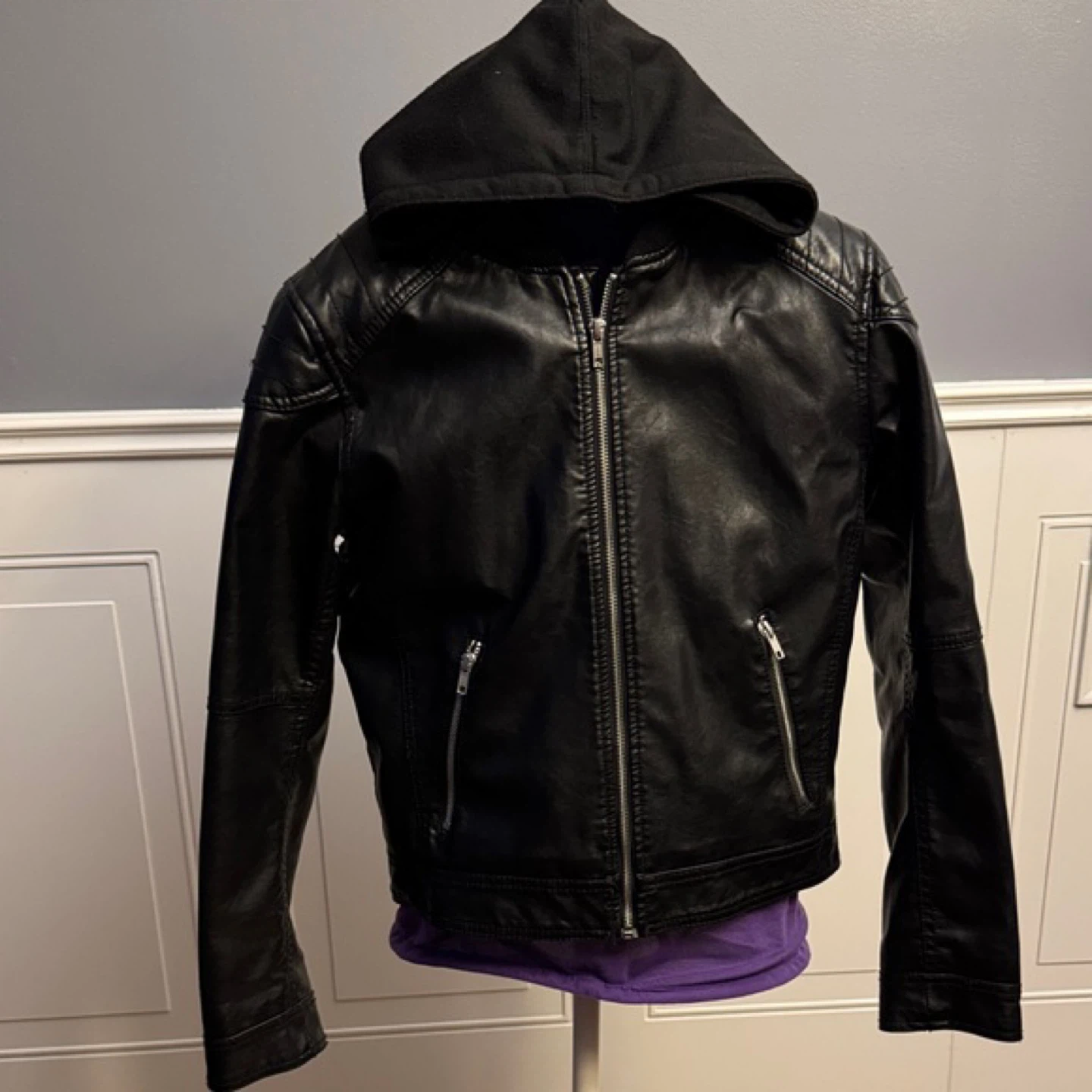 H&M Faux Leather Hooded Jacket - photo 3