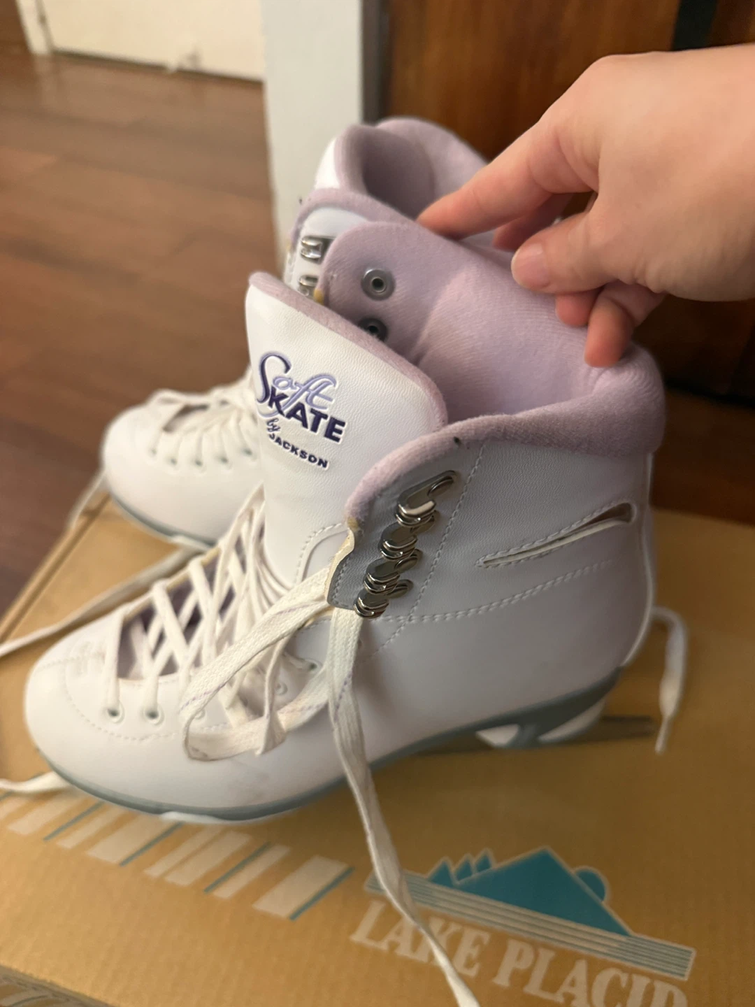 Jackson Skate Figure Ice Skates - Size 7 - photo 2