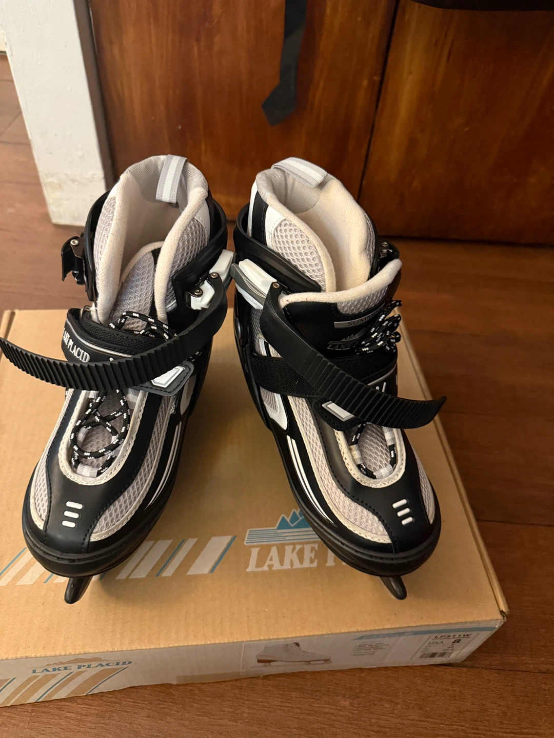 Lake Placid Ice Skates - Youth Size 1-4